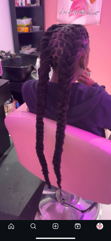 Extended locs (16 & under) at Loc’d N Wit Tweet in Temple Hills, MD