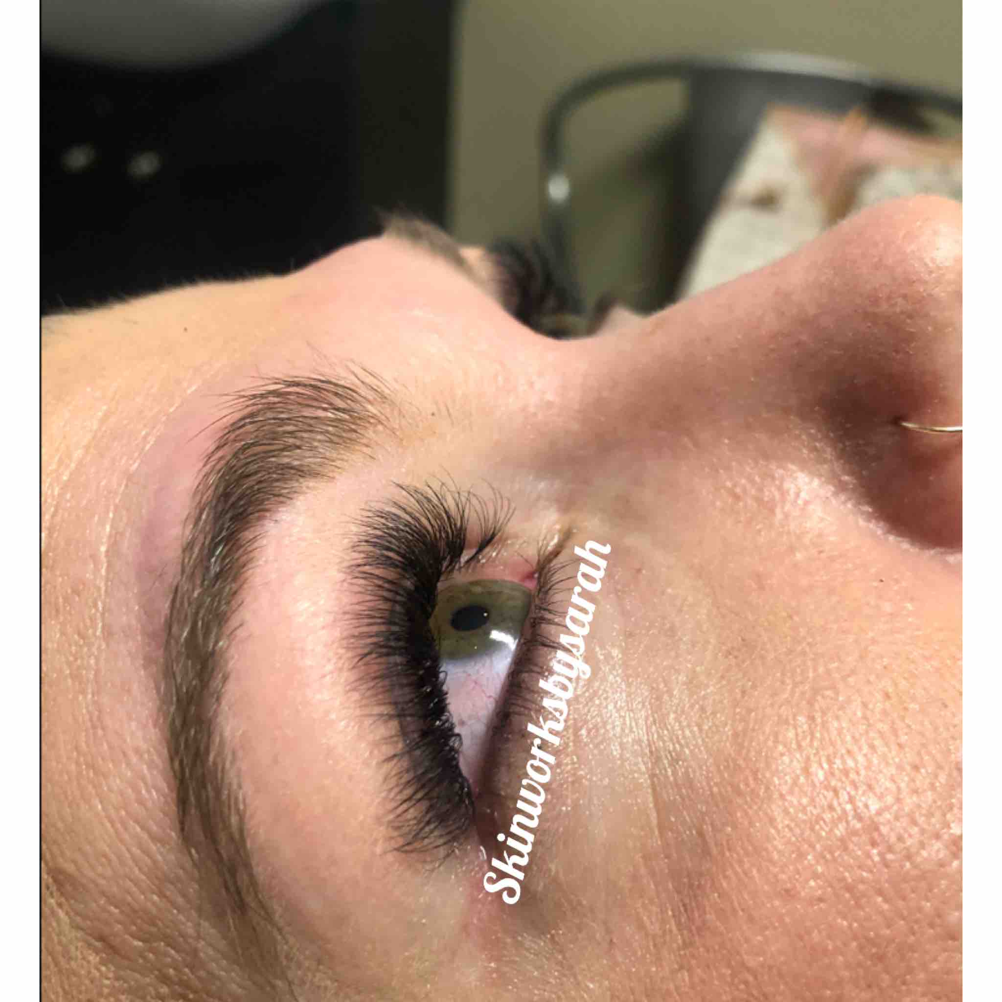 Full Set Of Lash Volume
