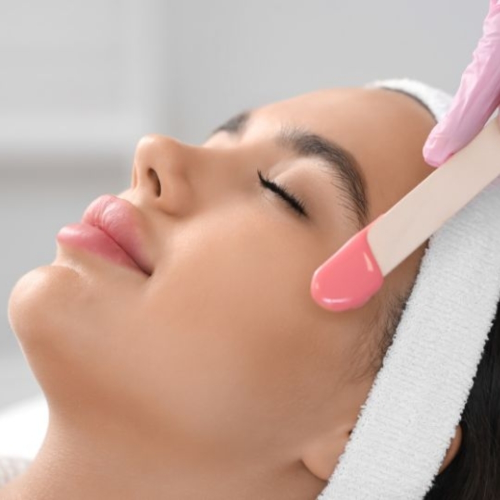 Eyebrows Wax at NAILS U LOVE in Village of Clarkston, MI