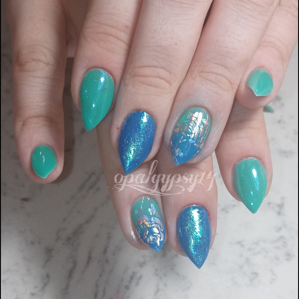 Gel Polish Mani