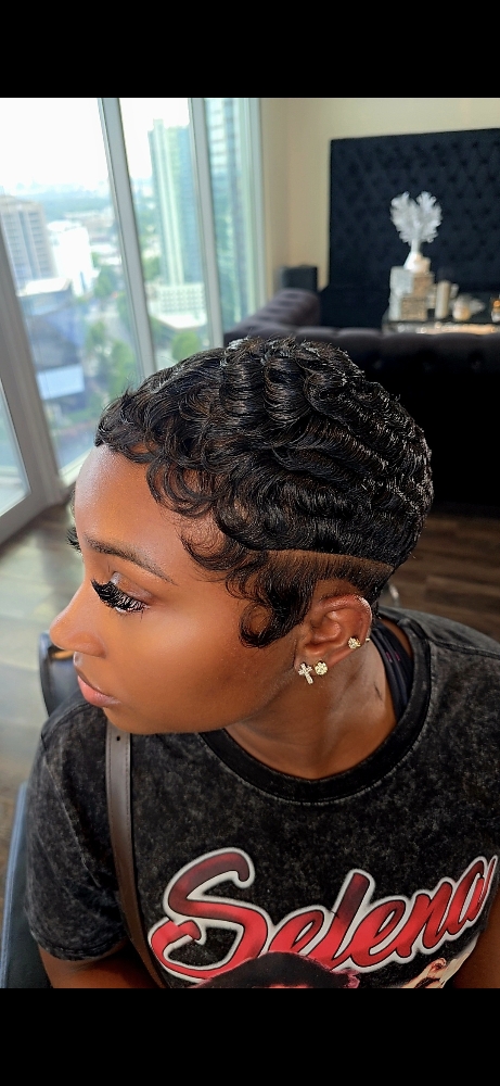 Haircut Shampoo And Style at Luxe Diamond Cut Salon in Atlanta, GA