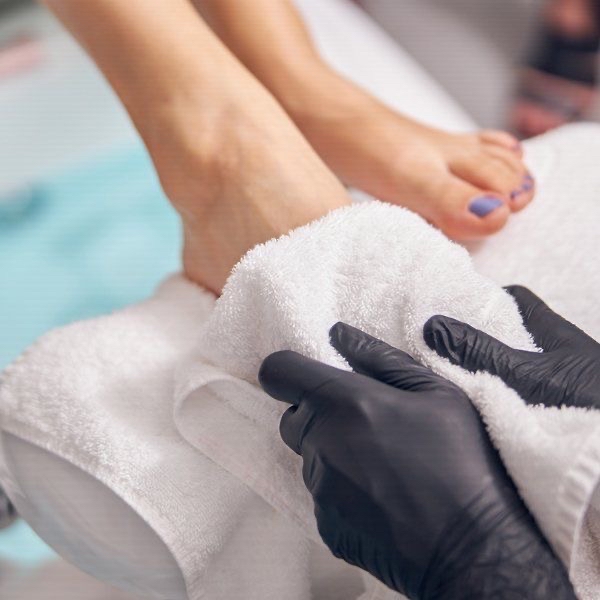 Pedicure/gel Color
