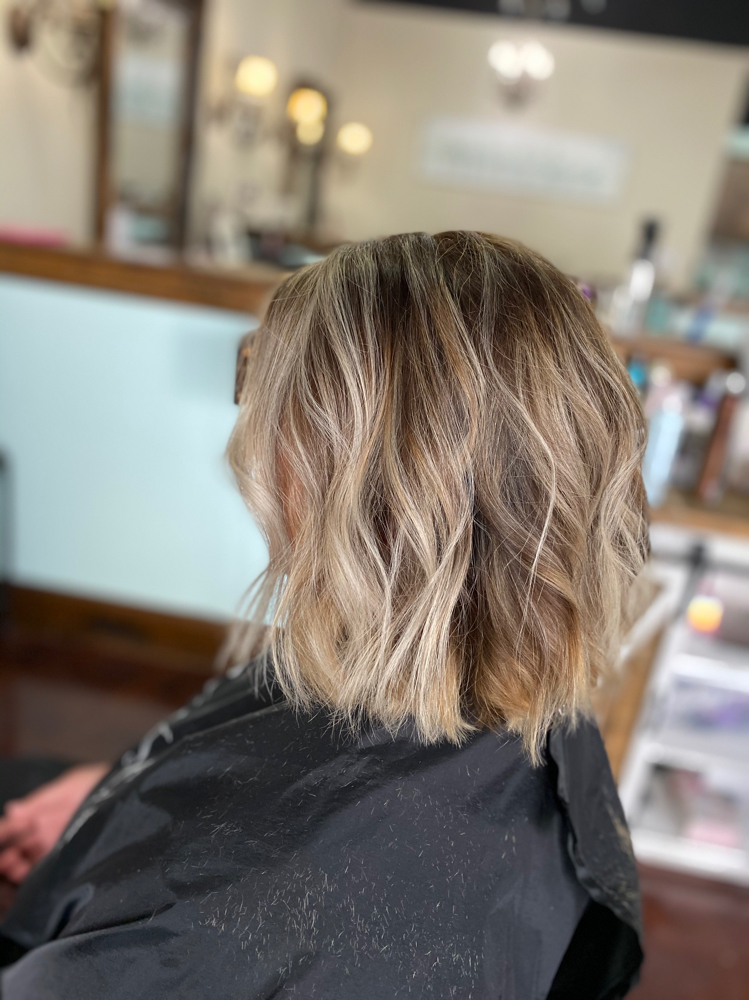Women’s Haircut