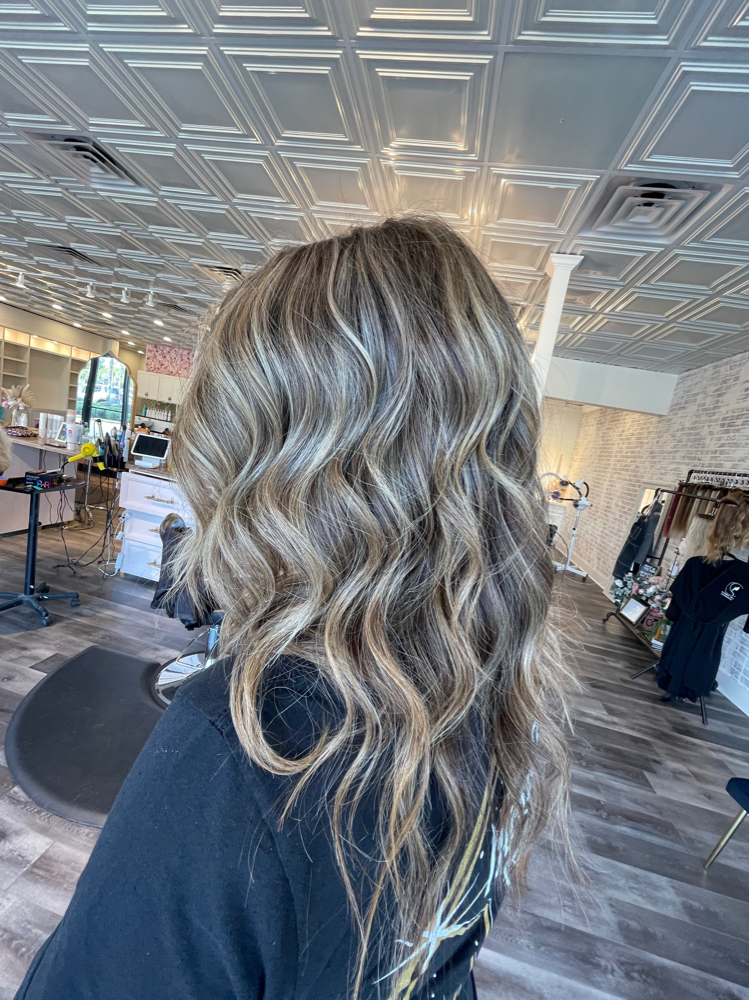 Blow Out W/ Short Hair