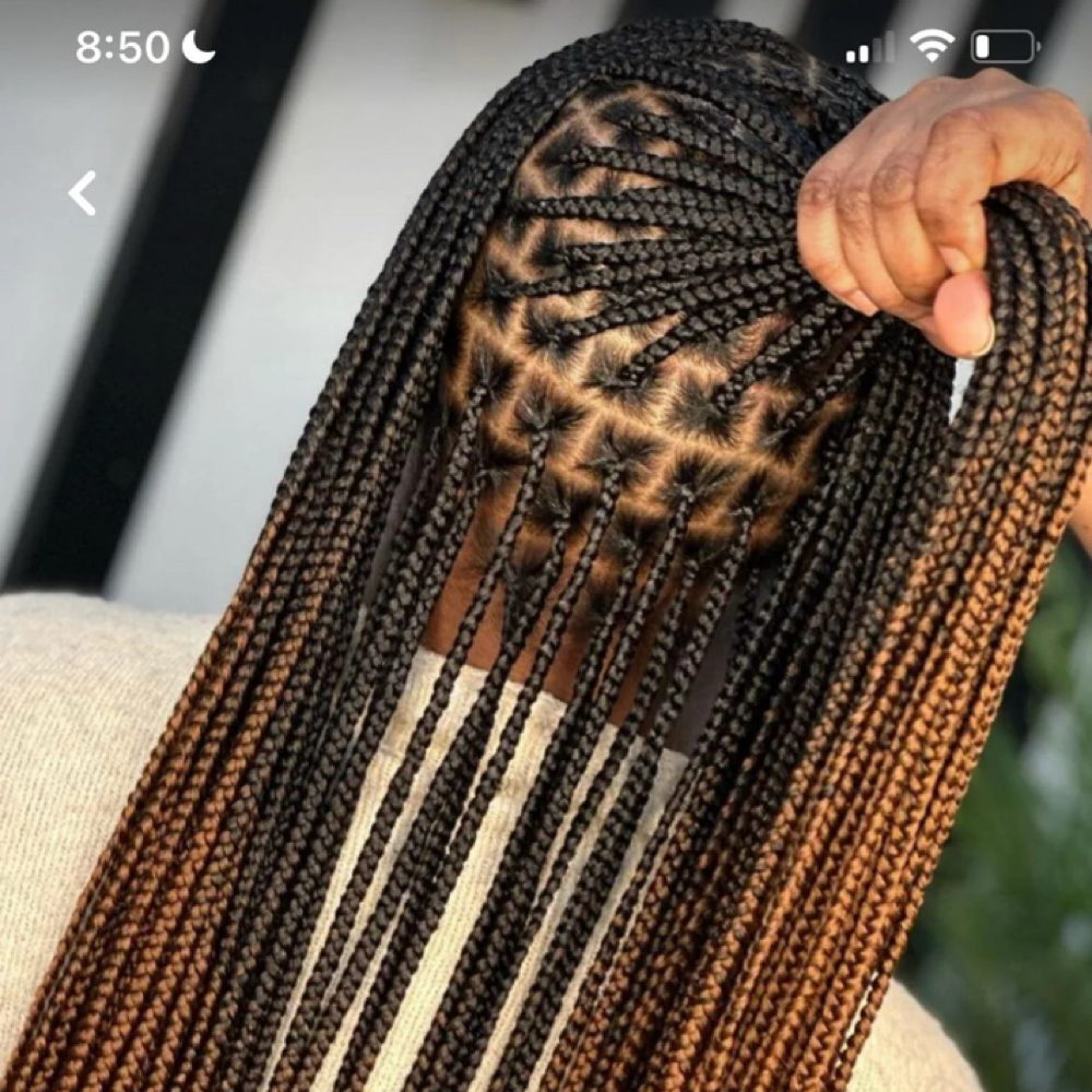 SMALL MEDIUM KNOTLESS at Yawa Hair Braiding & Locs in Texas, TX
