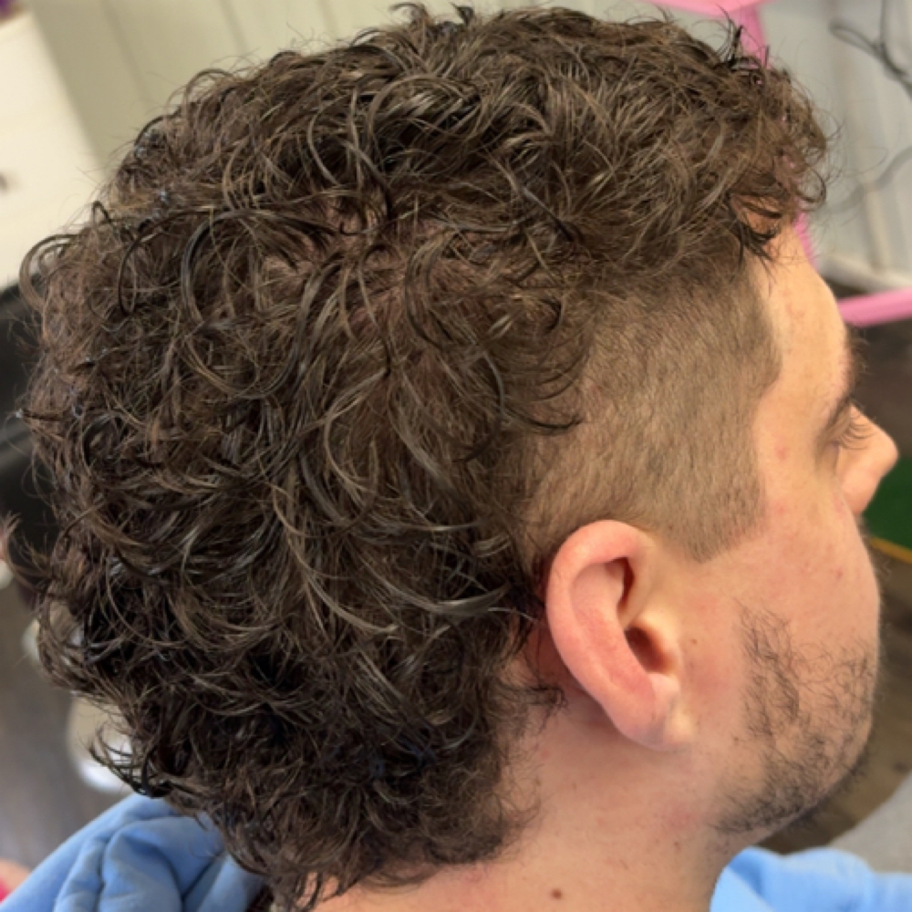 Mens Haircut at C&B SALON CO LLC in Lamar, MO