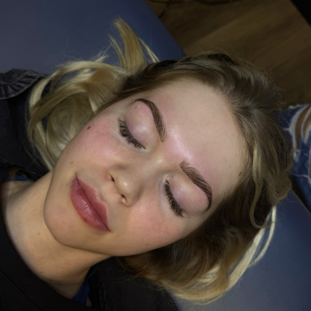 Brow Wax And Tint at Jocelyn LaFollette in Cambridge, OH