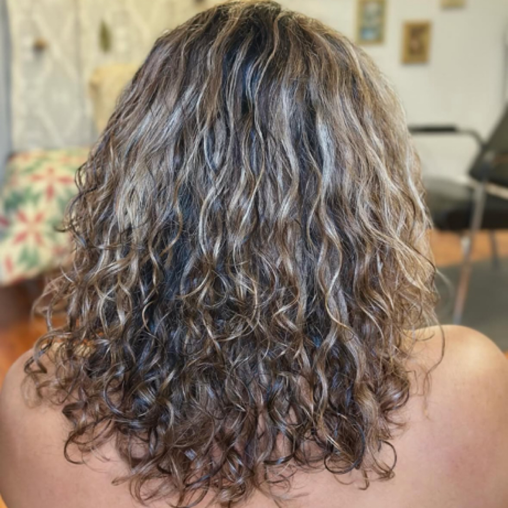 Full Highlight at Kolor by Kate in Kernersville, NC