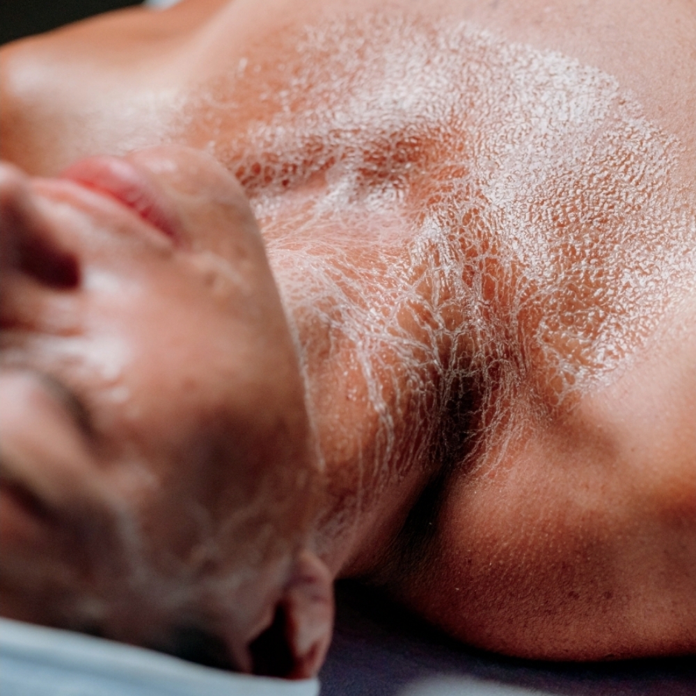 Firming Skin Treatment + LED Light at Entouch Day Spa | La Pine's Premier Facial Spa & Waxing Studio in La Pine, OR
