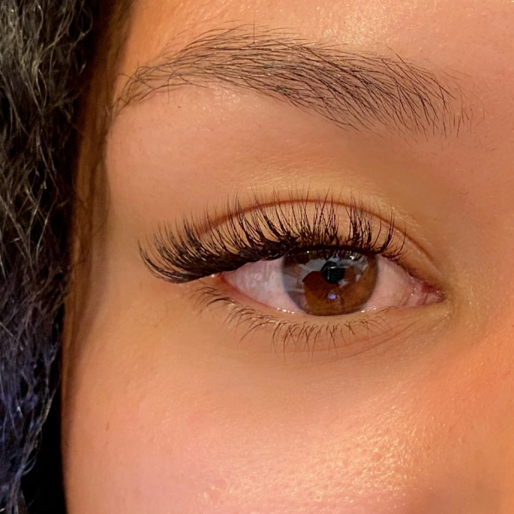 Hybrid Lash Set at Michaela Cooper in Medford, OR