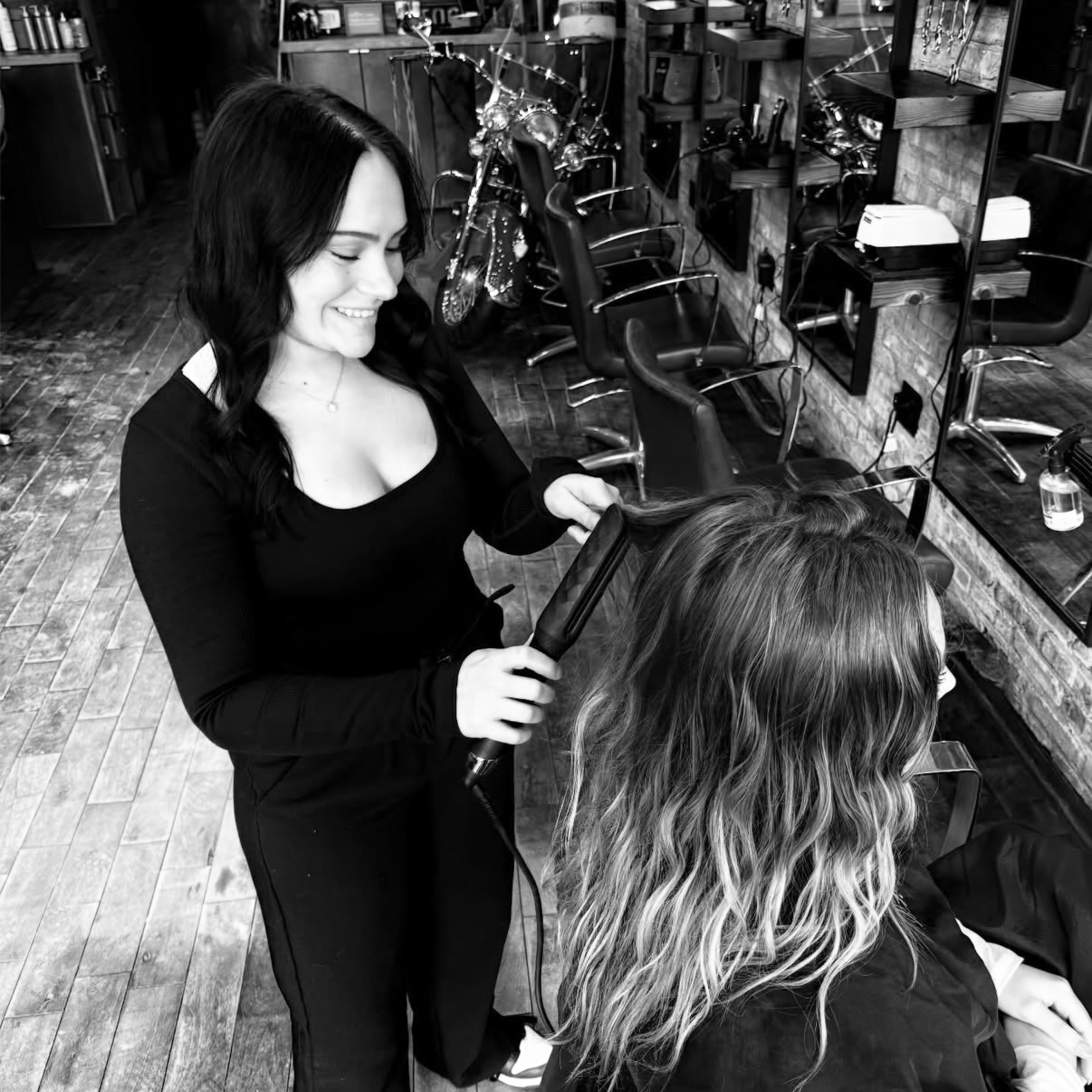Color (no foils) w/Layla at BlacktheSalon in Detroit, MI