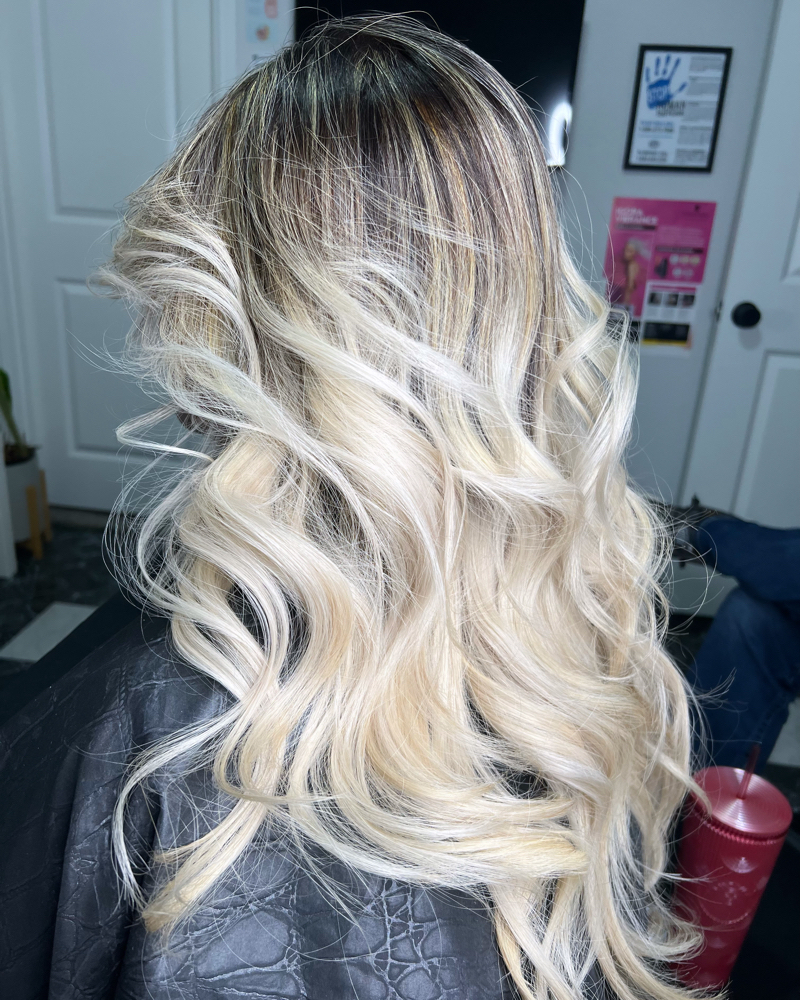 Highlights at Hairchromatic in Texas, TX