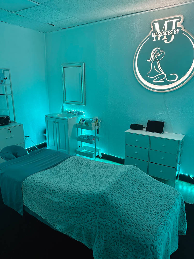 Prenatal Massage - 60 Min