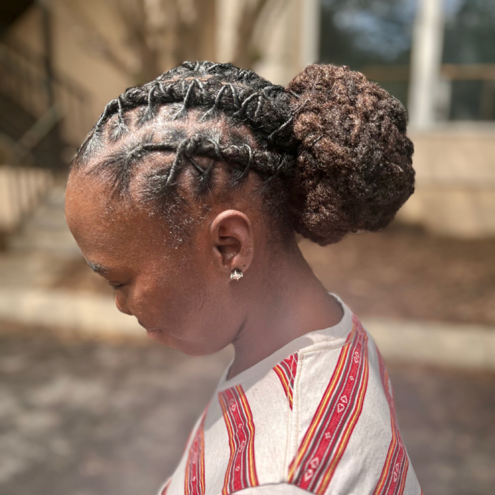 Loc Retwist/Shampoo & SELECT Style