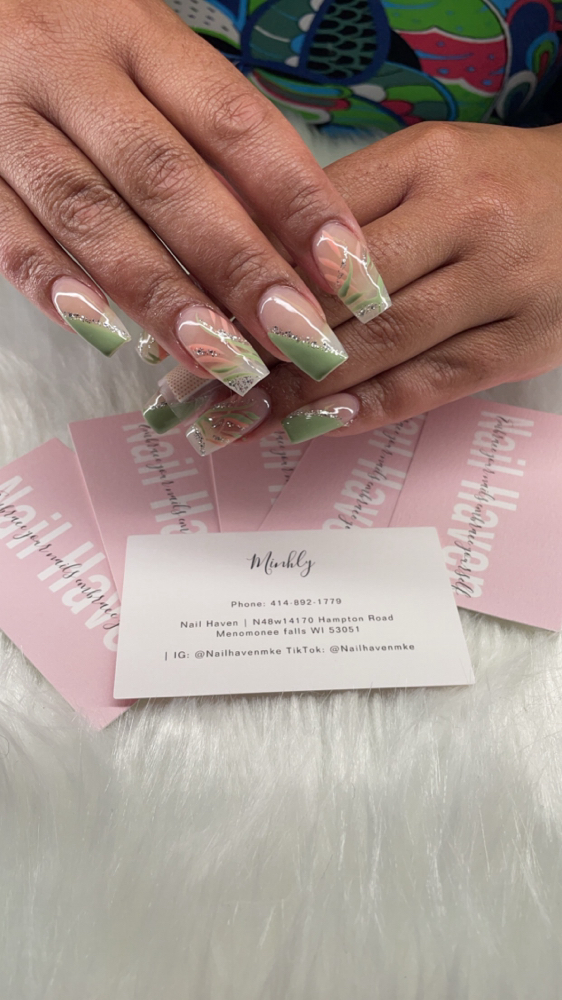 Fill in medium Nails
