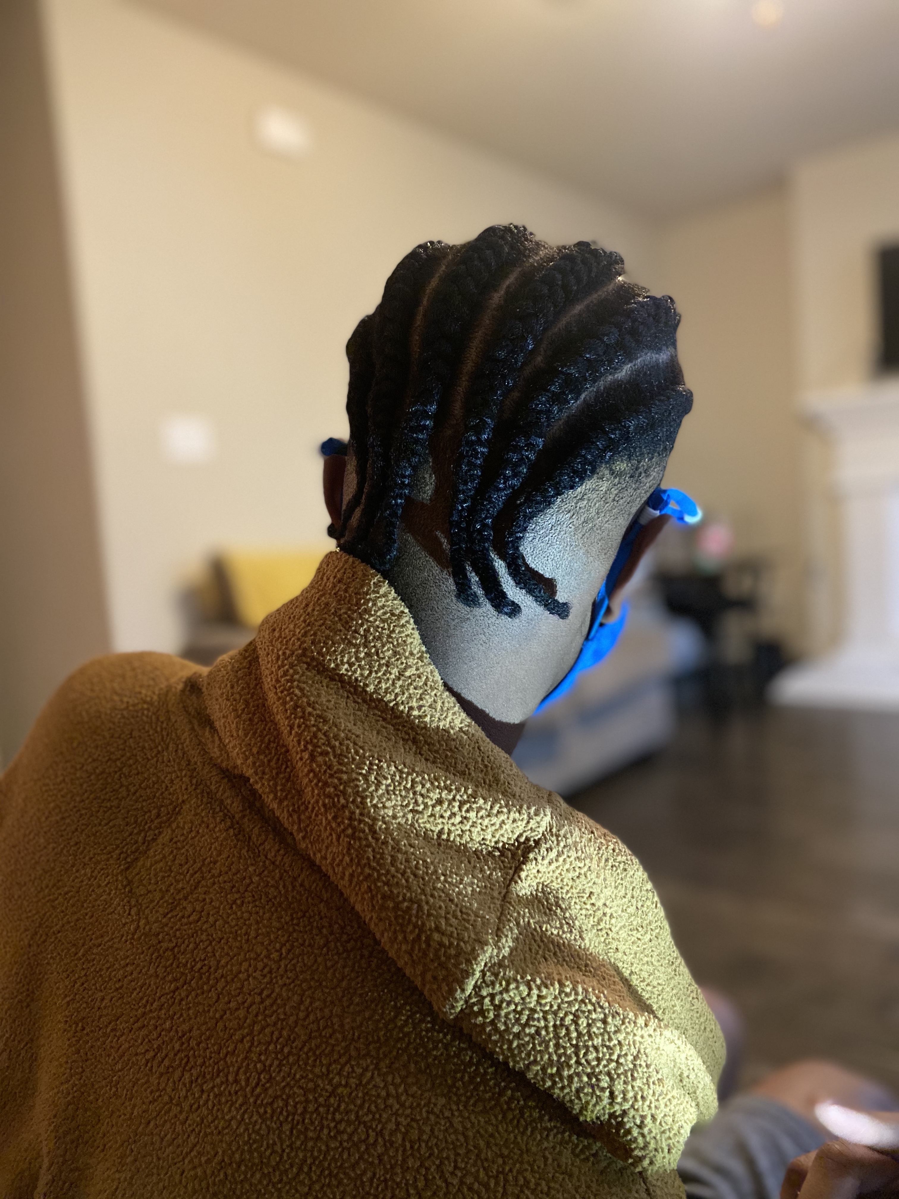 8 - 10 Cornrows Short/Medium Hair