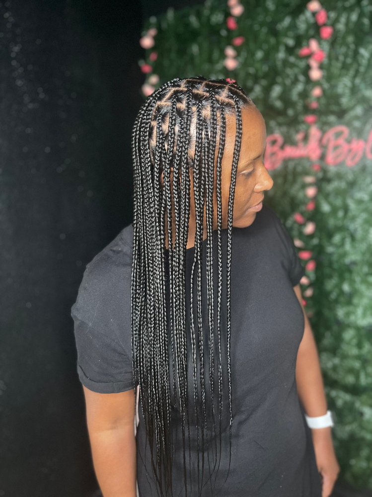 Knotless Box Braids , Medium Size