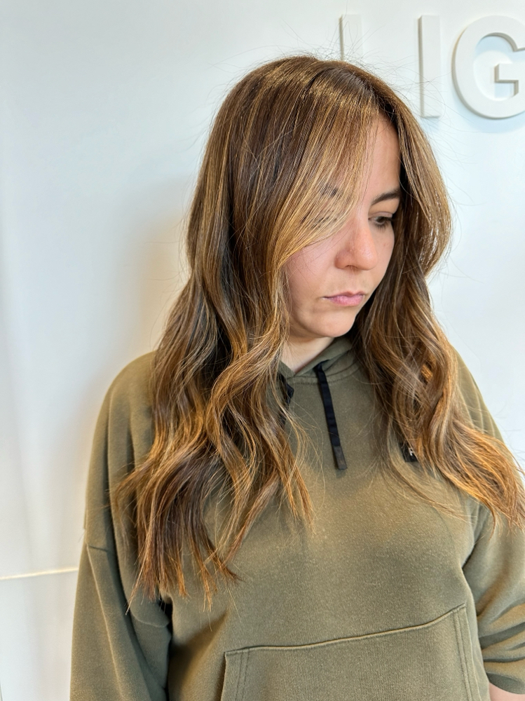 Highlights w/ Root Touch Up