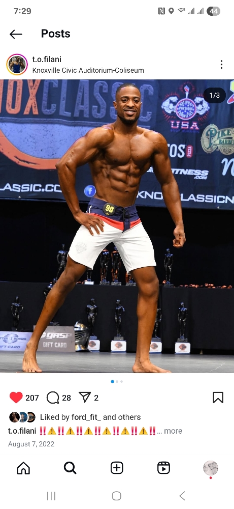 Full Chest & Stomach Wax at Makeovers by Mel LLC in Powell, TN