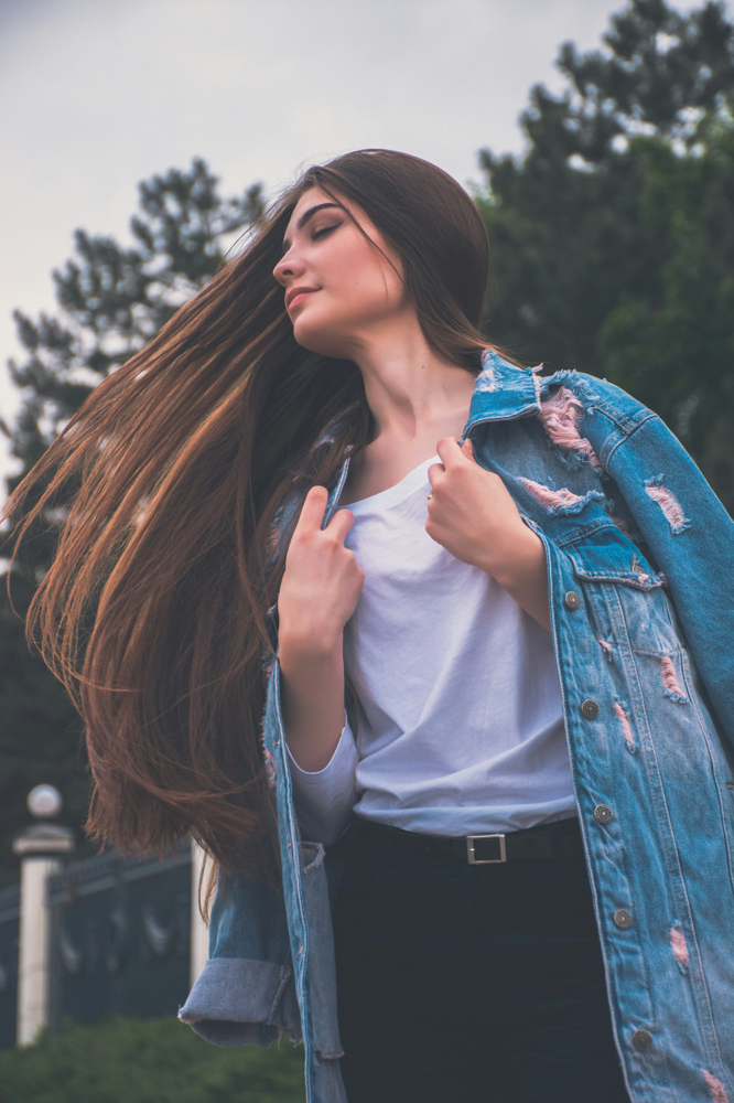 Deluxe Long Haircut & Blowout