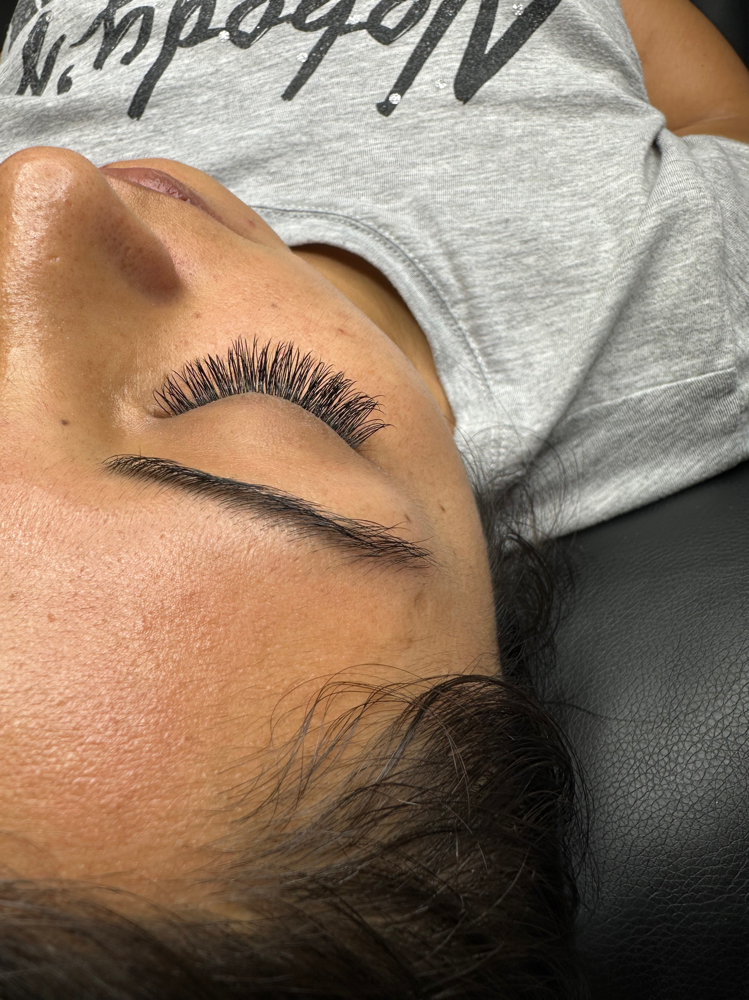 Classic Lash Extensions