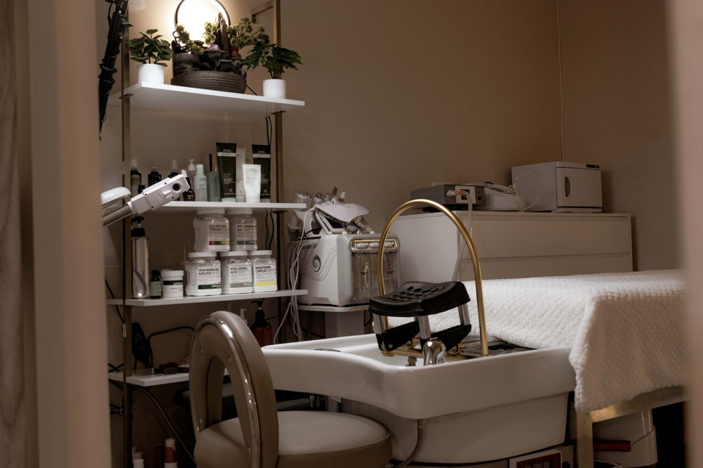 Scalp Wash And Massage