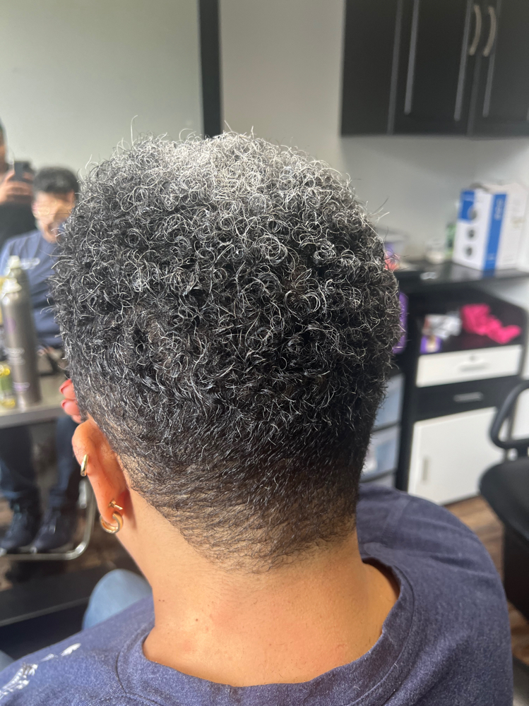 Xpress Cut at Shear Essence Salon in Knoxville, TN