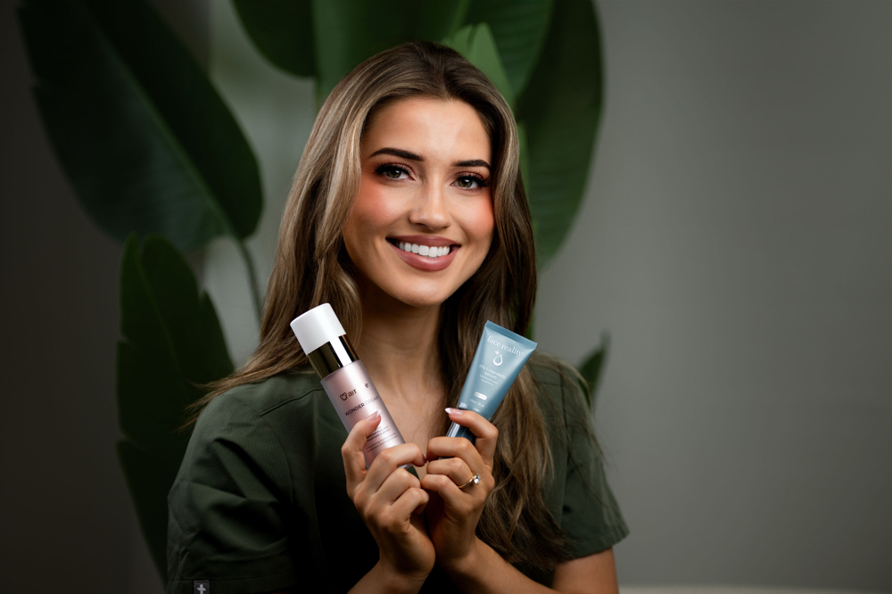 Brow And Lip Wax
