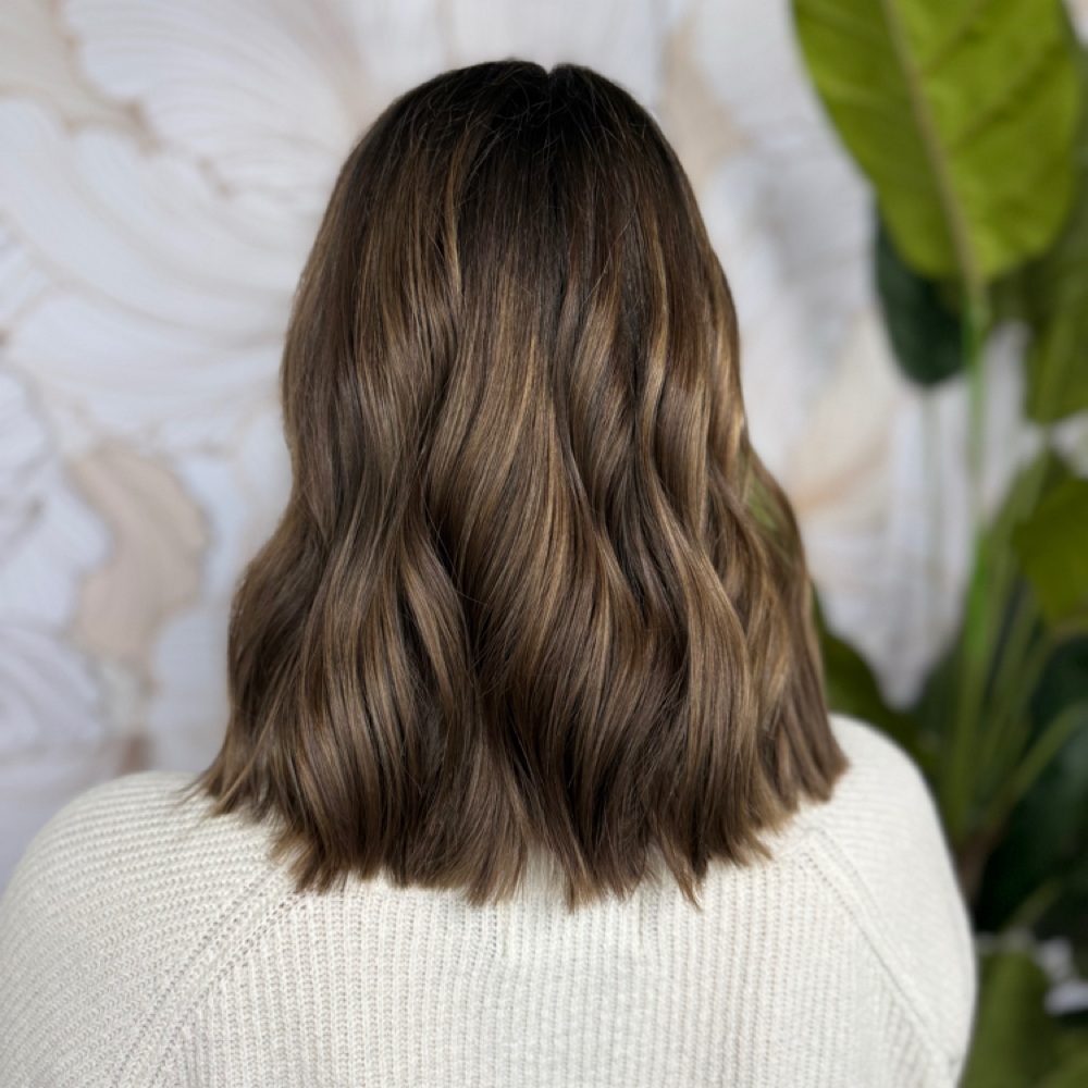 Root Touch Up And Highlight at Locks N Lemmons in Johnstown, CO