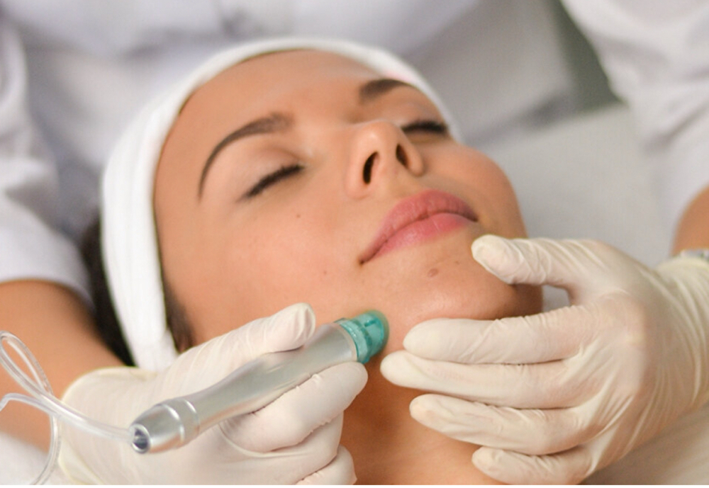 Deluxe Hydrodermabrasion
