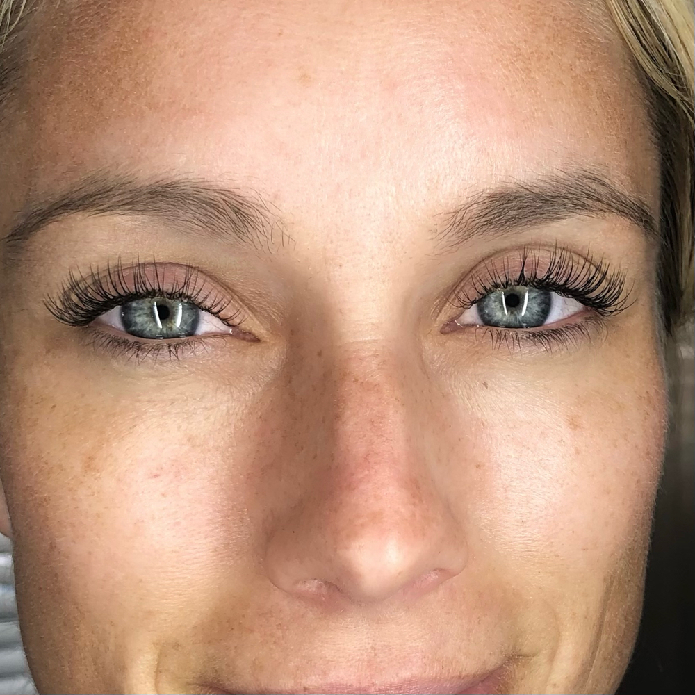 Classic Lash, 2 Week Fill (60 Min)