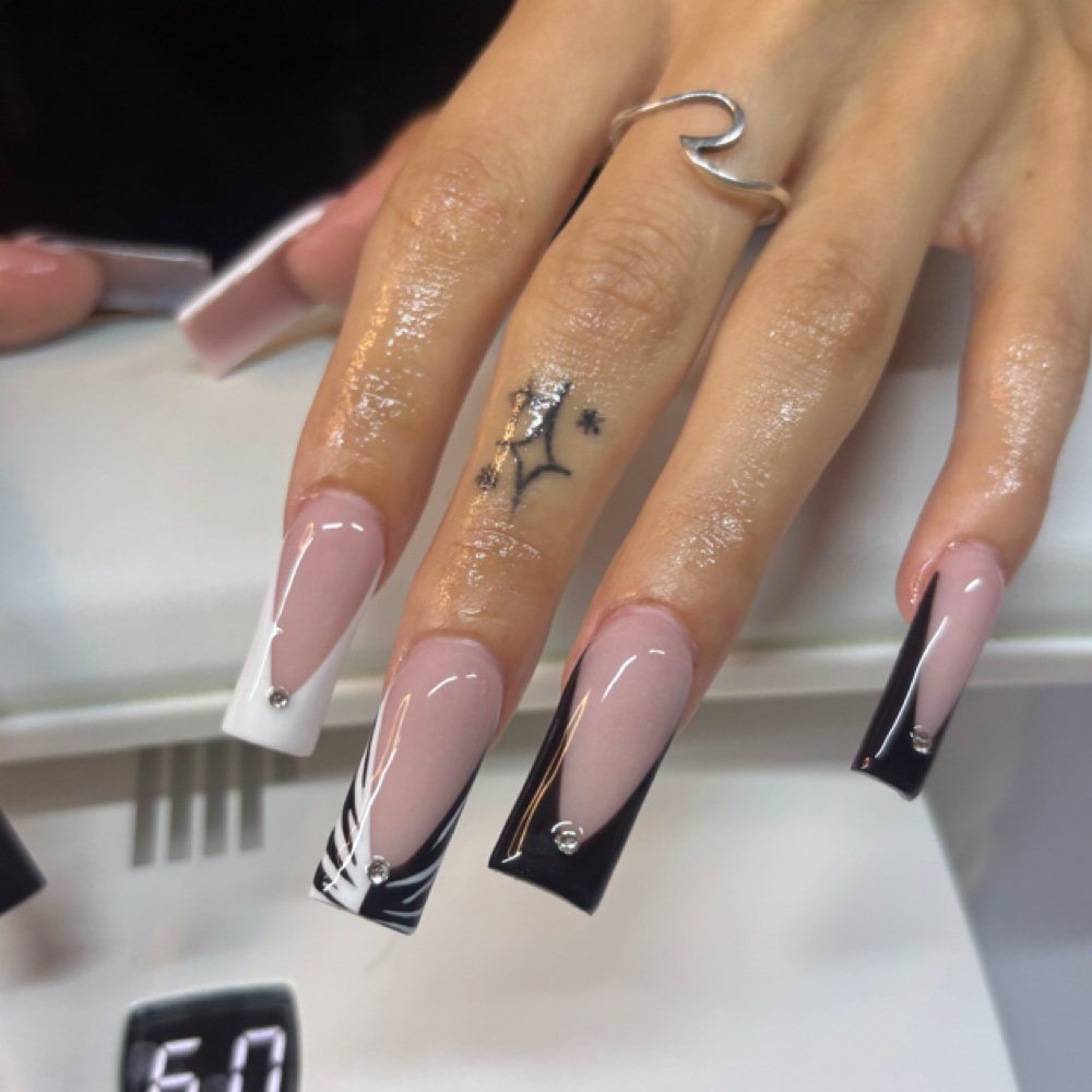 rebalance set at lexi.acrylicss in Janesville, WI