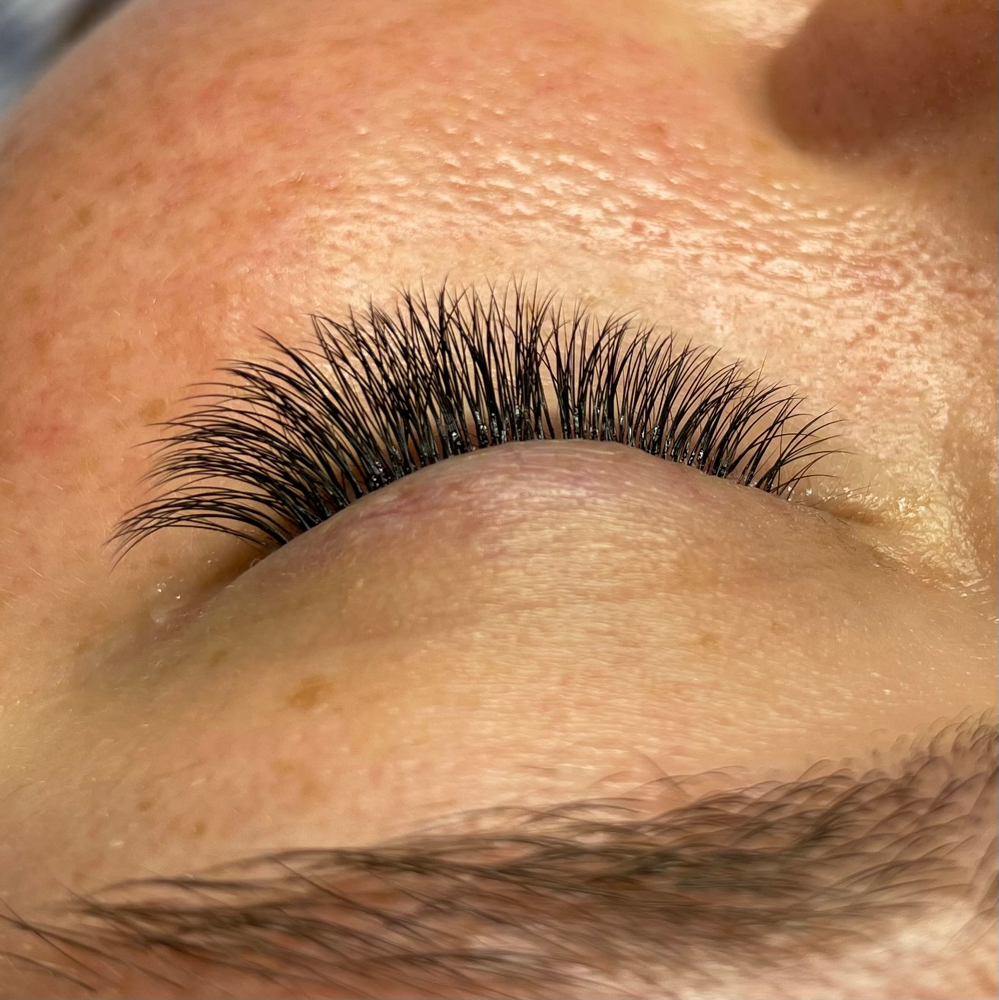 Volume Lash Extentions (1,5 D)