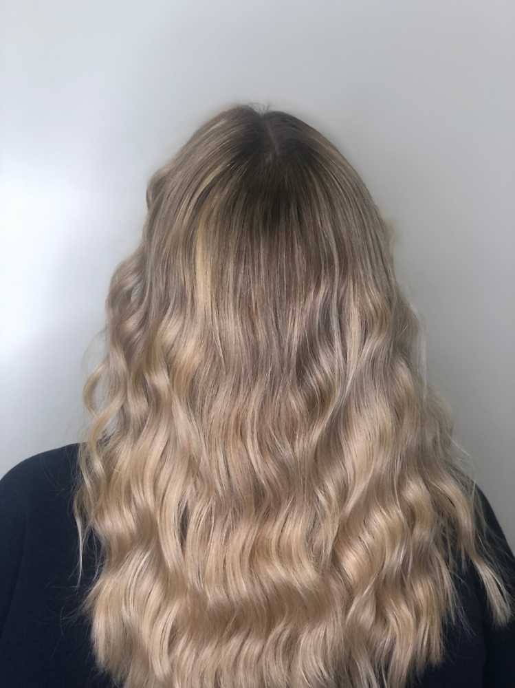 Custom Blonding & Cut 3hr15m