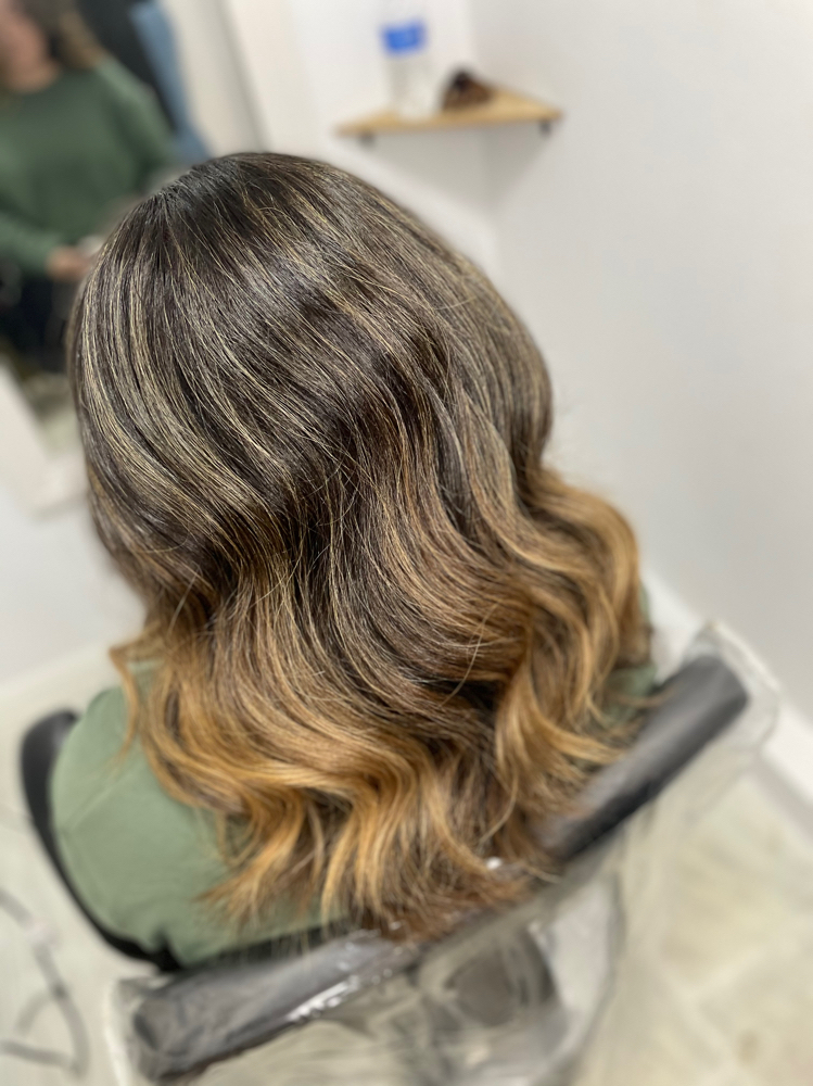 Shampoo & Style