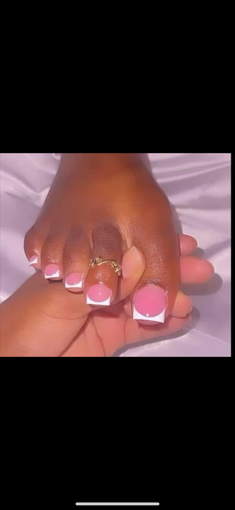 FULLSET ON TOES at THE NAILARY in CHEEKTOWAGA, NY