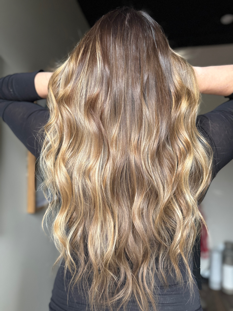 Dimensional Session at Mane Hive + Co in North Royalton, OH