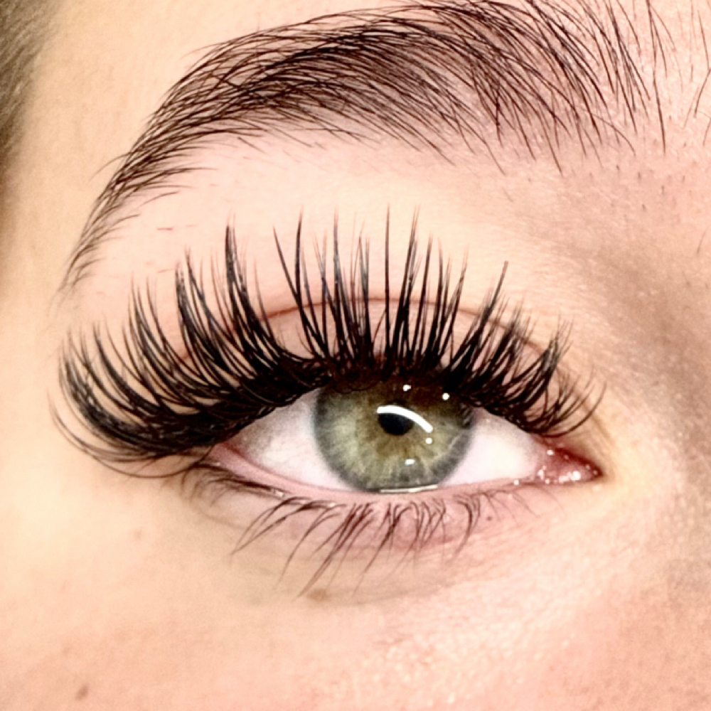 Full Set at Lashes by Madison Bours in Thornton, CO