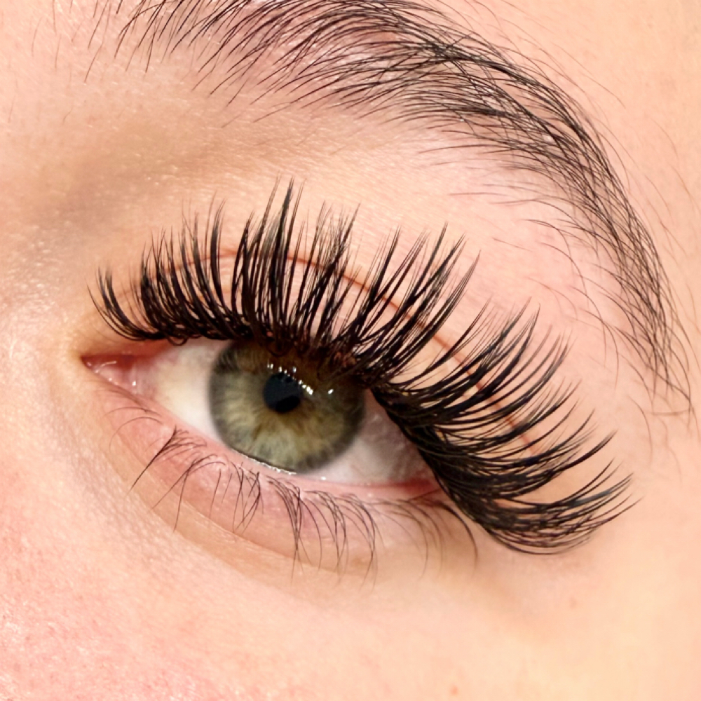 Full Set at Lashes by Madison Bours in Thornton, CO