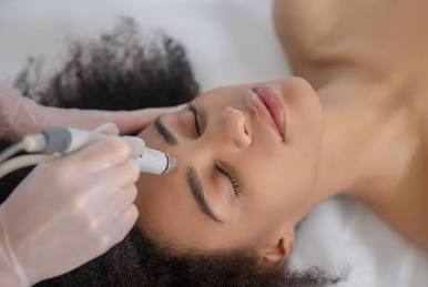 Hyro Facial (Hyrdodermabrasion)