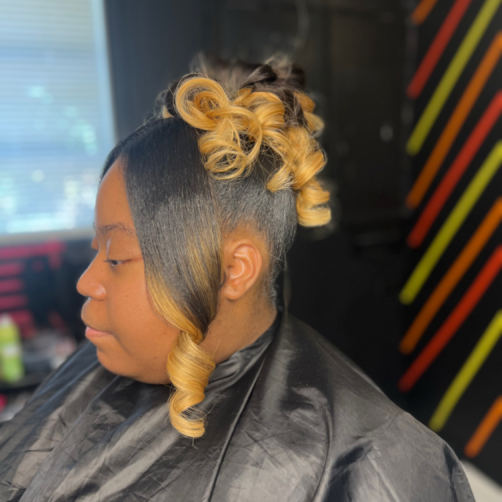 Updo Ponytail at Improve My Mood in Atlanta, GA