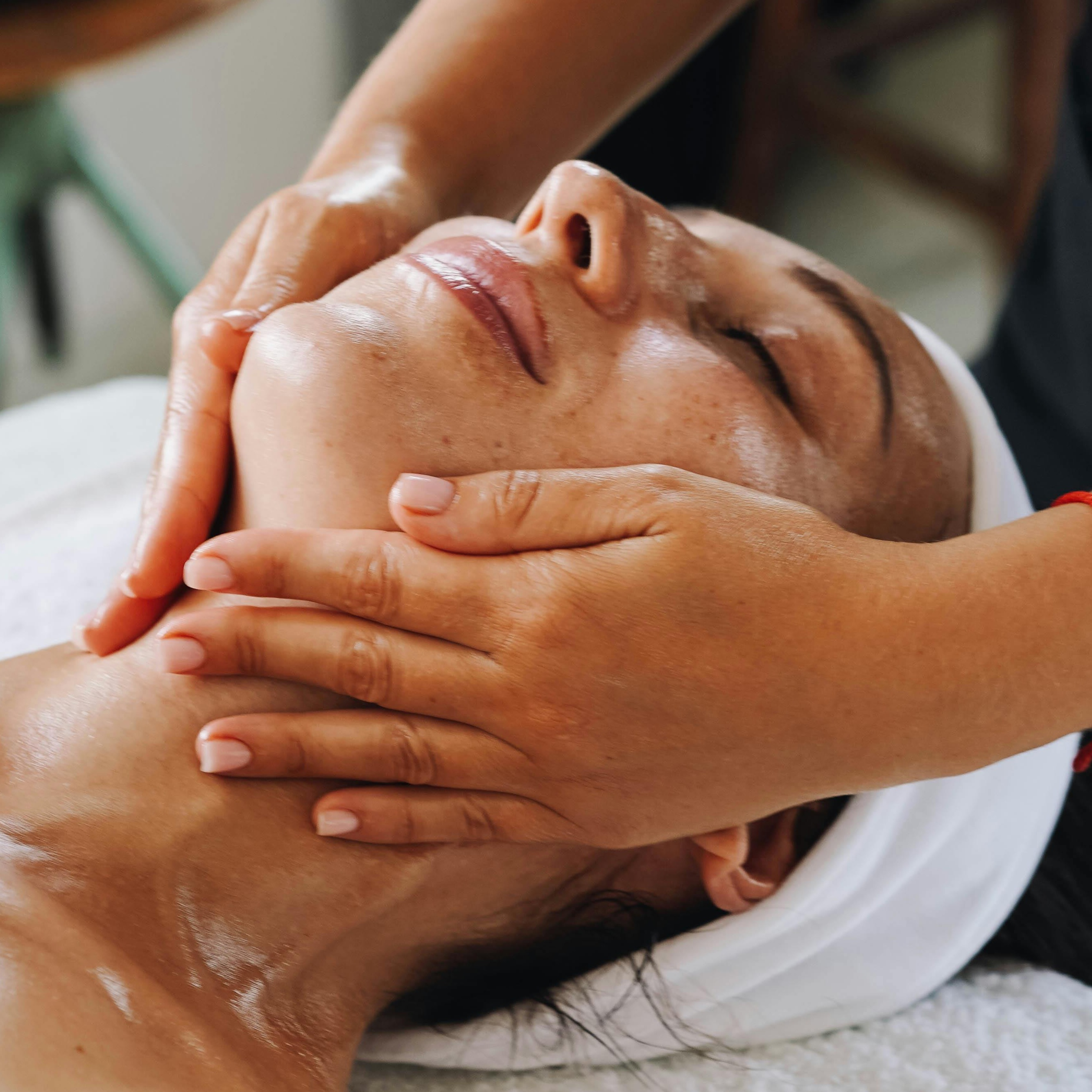 Classic European Facial