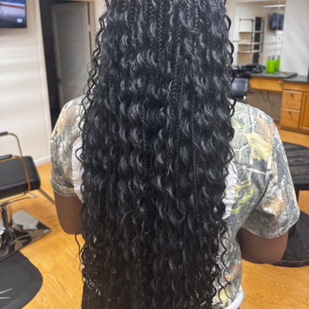 MIRACLE KNOTS at Dayton African Hair Braiding LLC in Huber Heights, OH