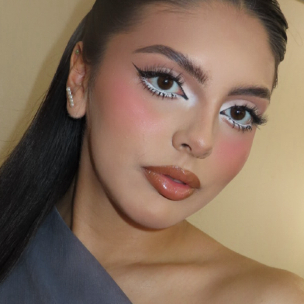 Full glam makeup at D Beauty Bar in McAllen, TX