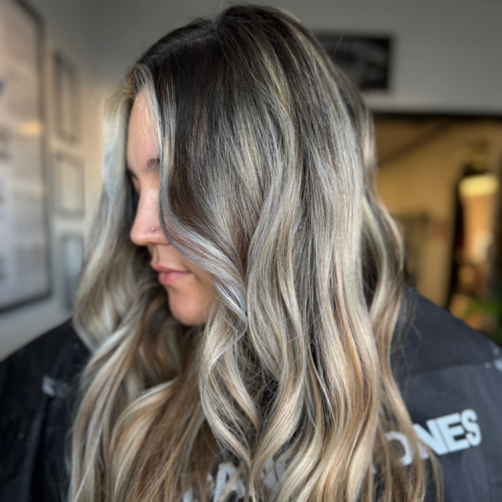 Custom Blonding Full Foil at Hot Looks Hair in Odessa, TX