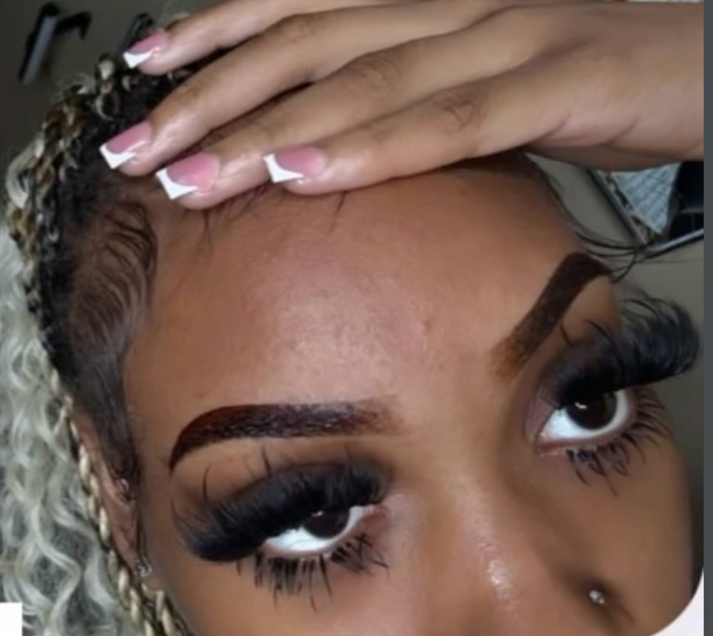 Cluster Lashes