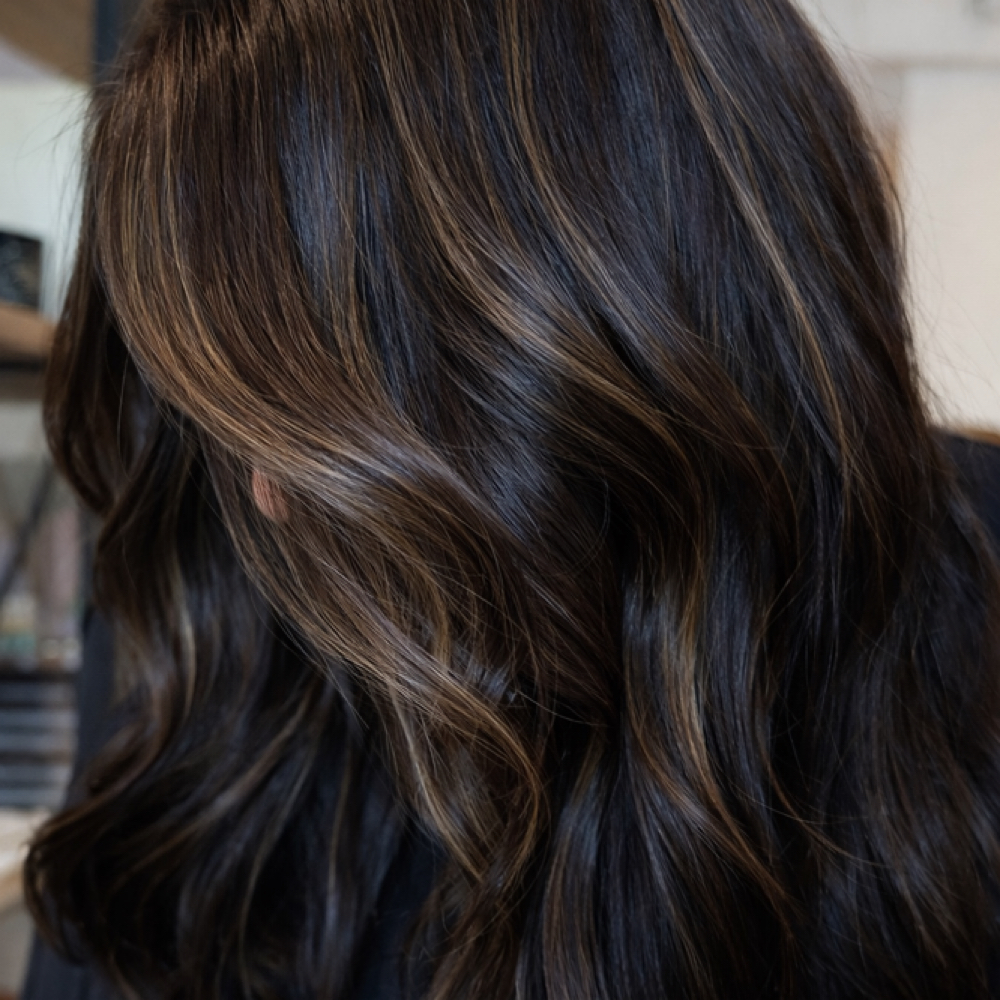 Face Framing Highlight at Esencia Hair Studio in Nazareth, PA