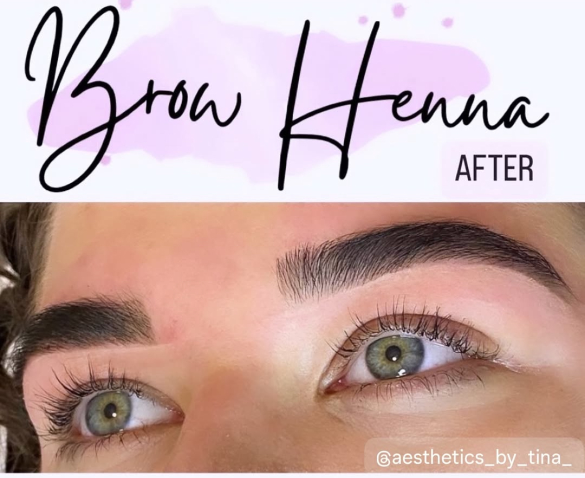 Powder Henna brows with Wax