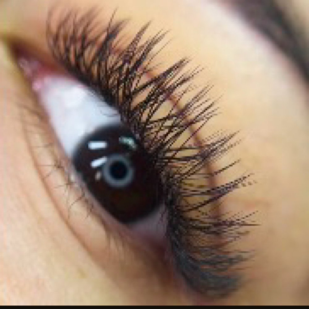 Intro Offer Hybrid Refill at Wink Lash Studio in memphis, TN