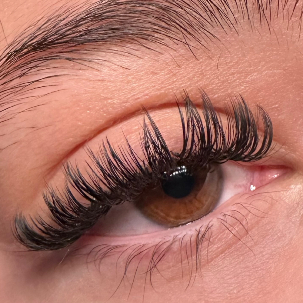 Wet Set at BeautyByK in Lubbock, TX